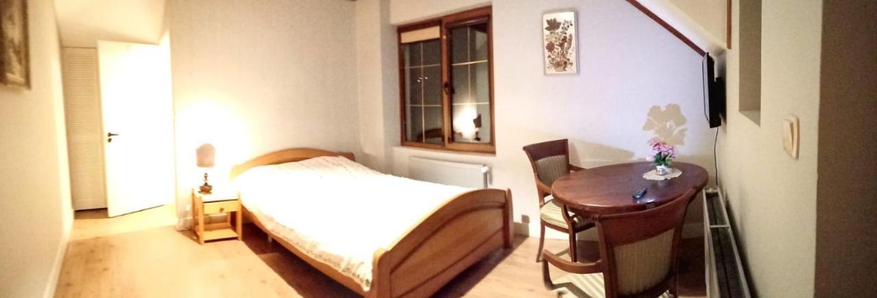 Gosciniec Zoska Hostel Ostrzyce Bagian luar foto
